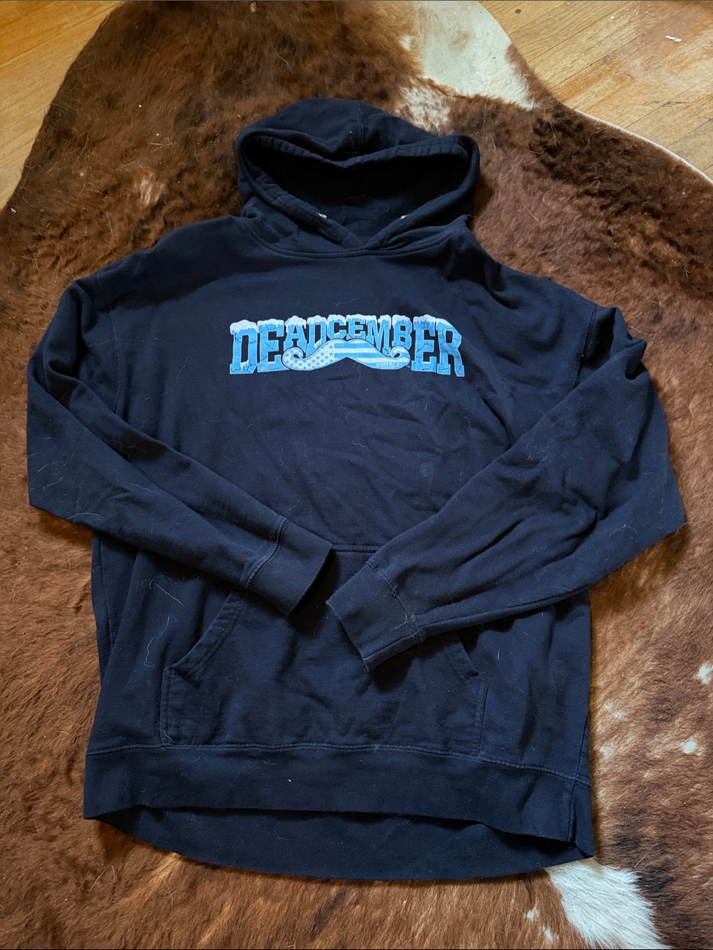 Black Graphic Pullover Hoodie